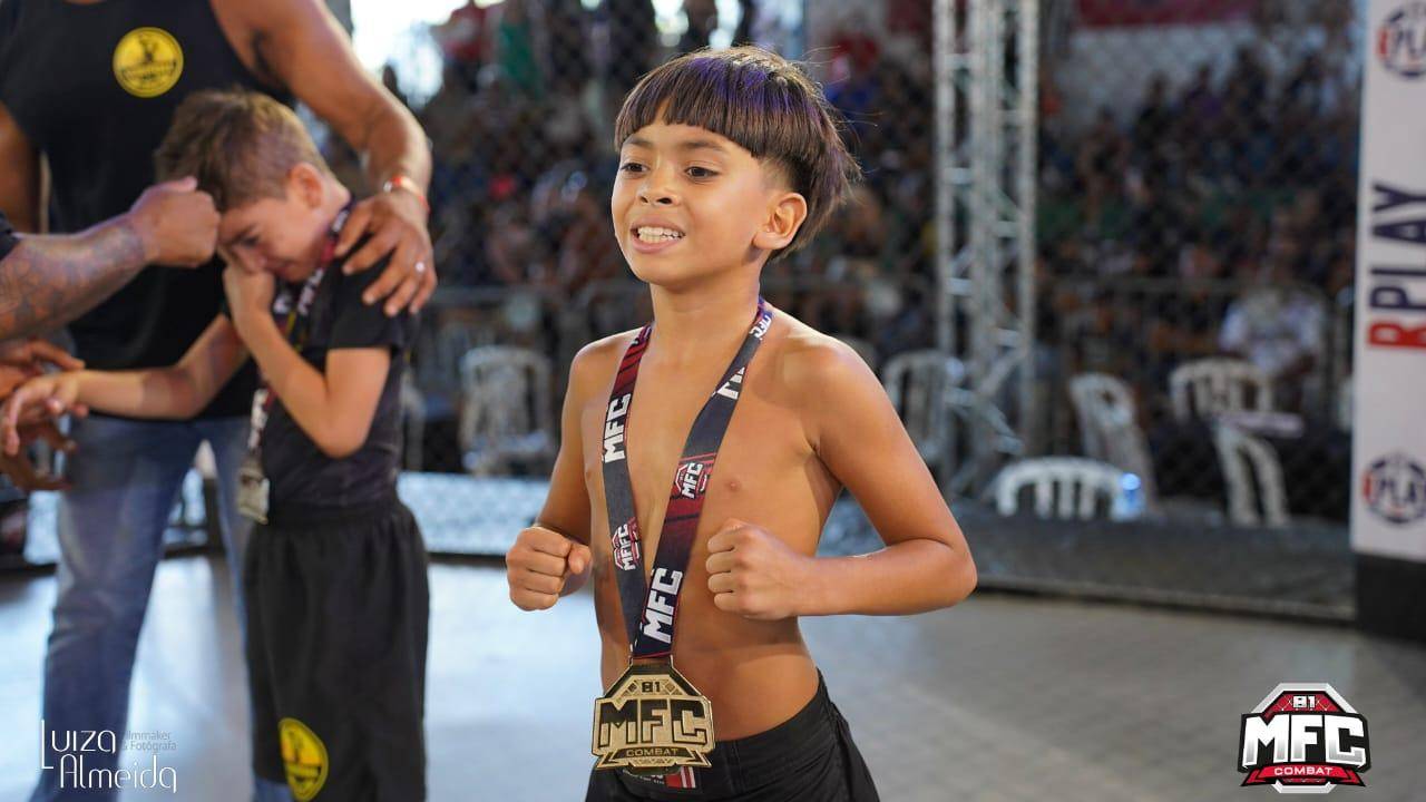 FENÔMENO DO JIU JITSU: MAIK DE APENAS 8 ANOS CONQUISTA 4º TÍTULO EM 3 MESES E ENCANTA O MUNDO DA LUTA