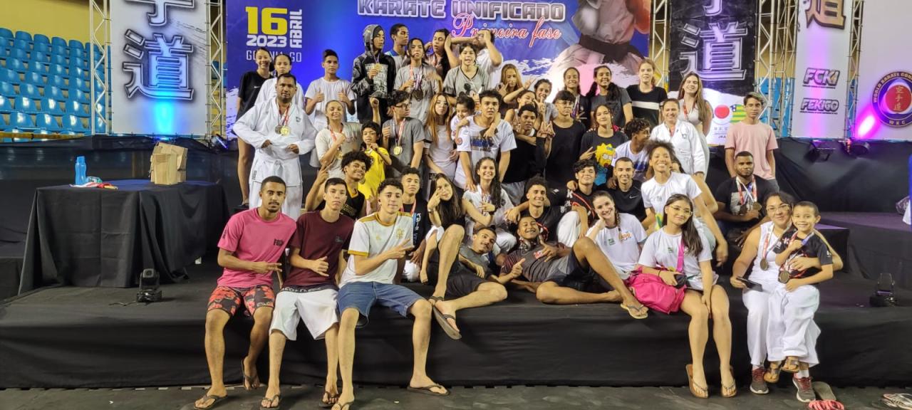 ESPORTES INDIVIDUAIS AVANÇAM E DELEGAÇÃO DE KARATÊ DE VALPARAÍSO CONQUISTA SEGUNDO LUGAR