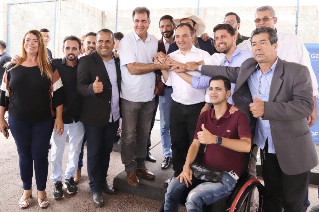 PREFEITO PÁBIO MOSSORO E FÁBIO CORREA  PARTICIPAM DA ORDEM DE SERVIÇO DE AMPLIAÇÃO DA BR 040